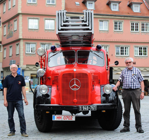 DL 25 auf dem Memminger Marktplatz